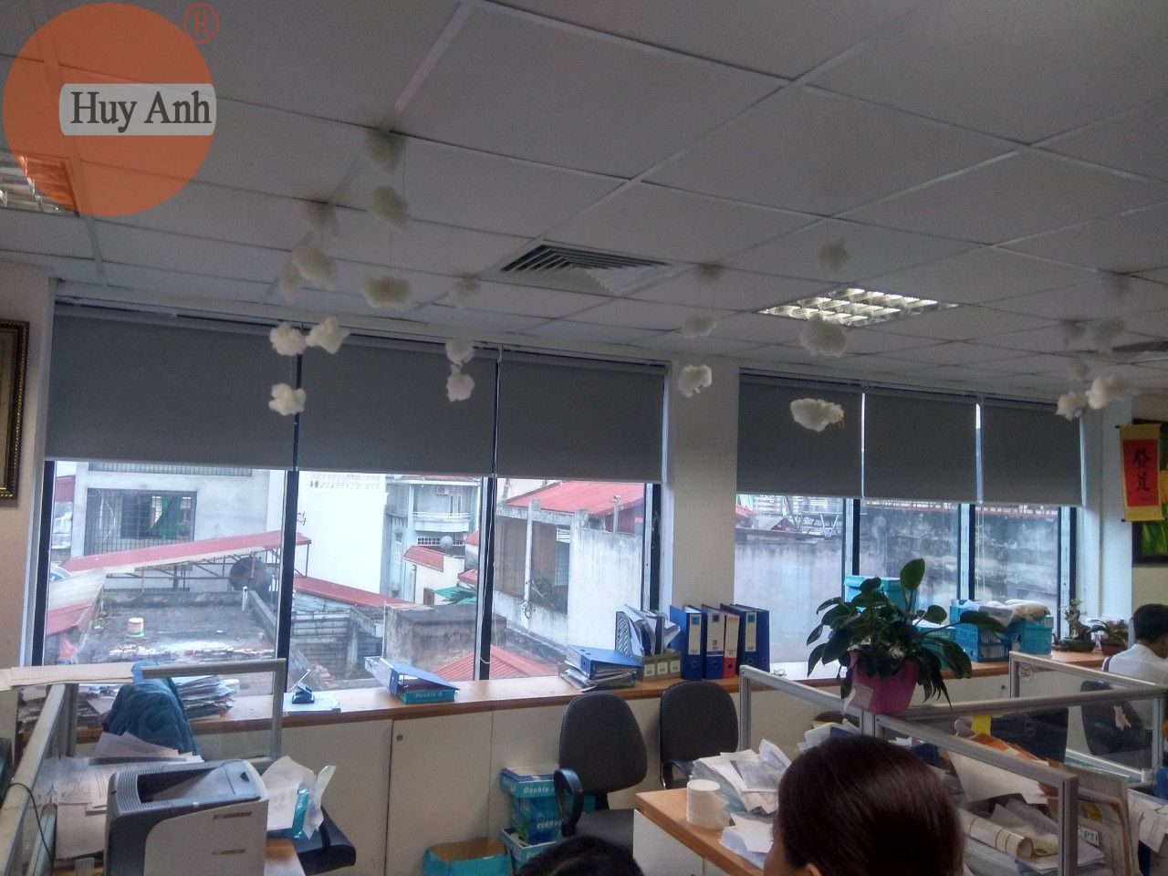 thi công rèm cuốn cách nhiệt